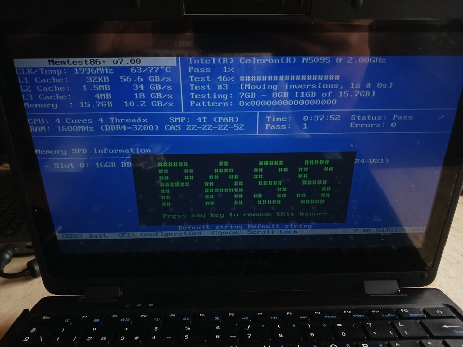 Pantalla de Memtest86+ durante un diagnóstico de hardware